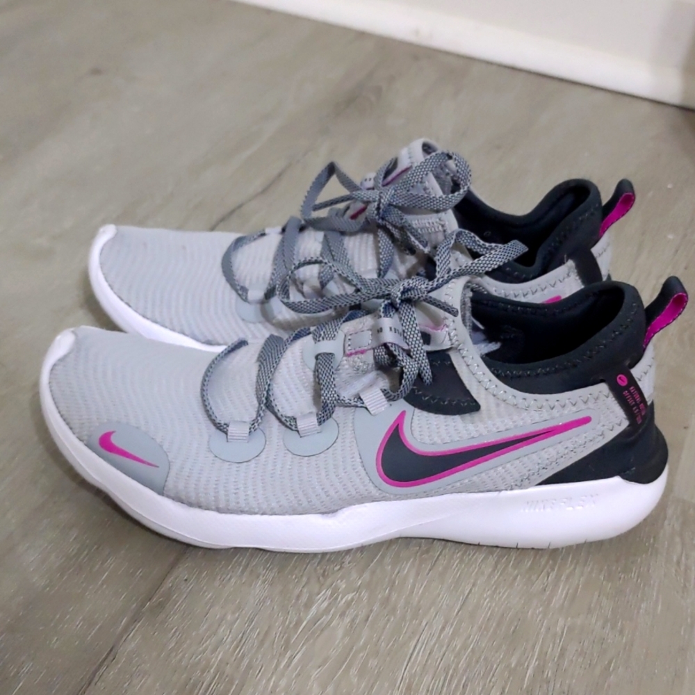 Nike Flex shoes